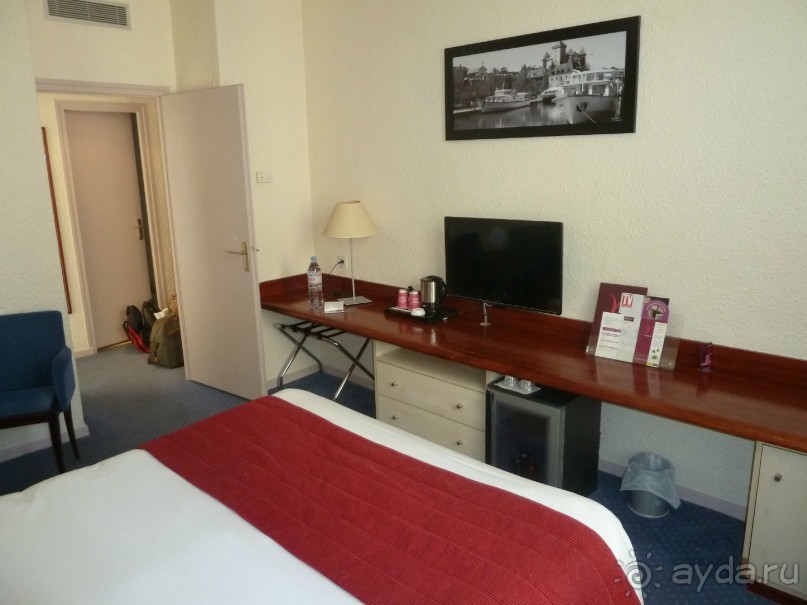 Замечательный отель в замечательном городке Анси