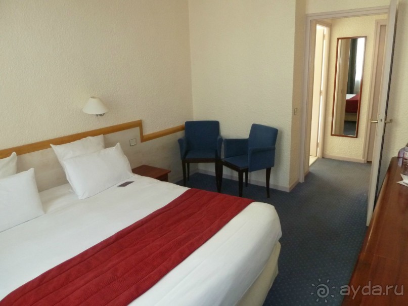 Замечательный отель в замечательном городке Анси