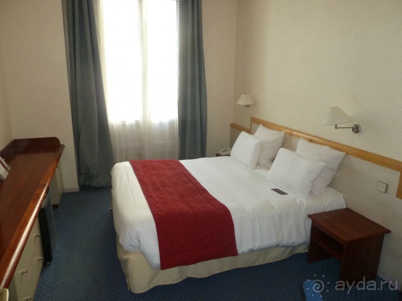 Замечательный отель в замечательном городке Анси