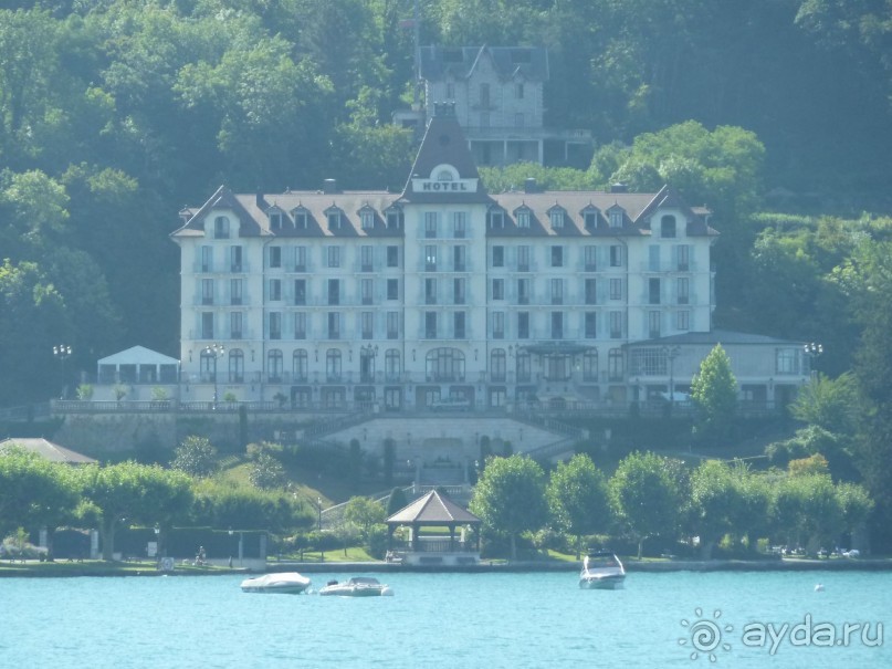 Анси.Современный средневековый курорт  для любознательных  романтиков. 