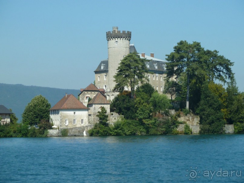 Анси.Современный средневековый курорт  для любознательных  романтиков. 
