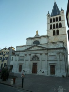 Анси.Современный средневековый курорт  для любознательных  романтиков. 