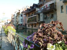 Анси.Современный средневековый курорт  для любознательных  романтиков. 