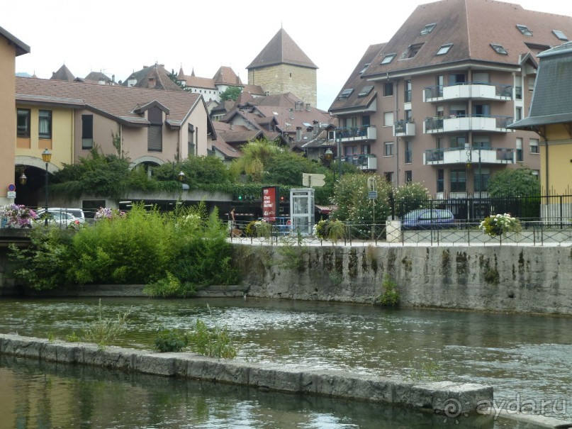 Анси.Современный средневековый курорт  для любознательных  романтиков. 