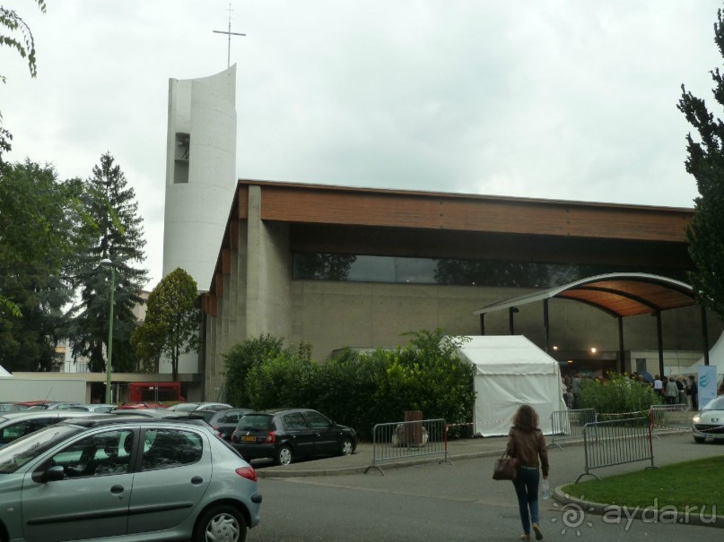 Анси.Современный средневековый курорт  для любознательных  романтиков. 