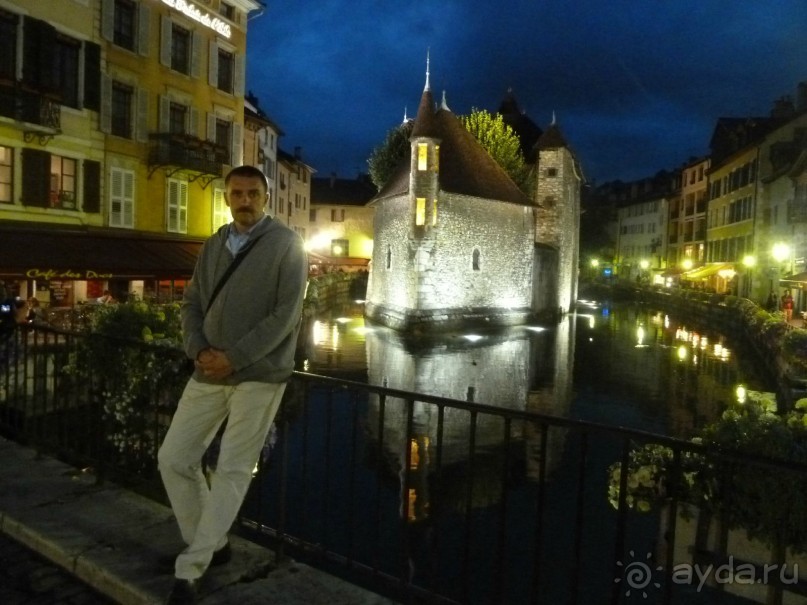 Анси.Современный средневековый курорт  для любознательных  романтиков. 