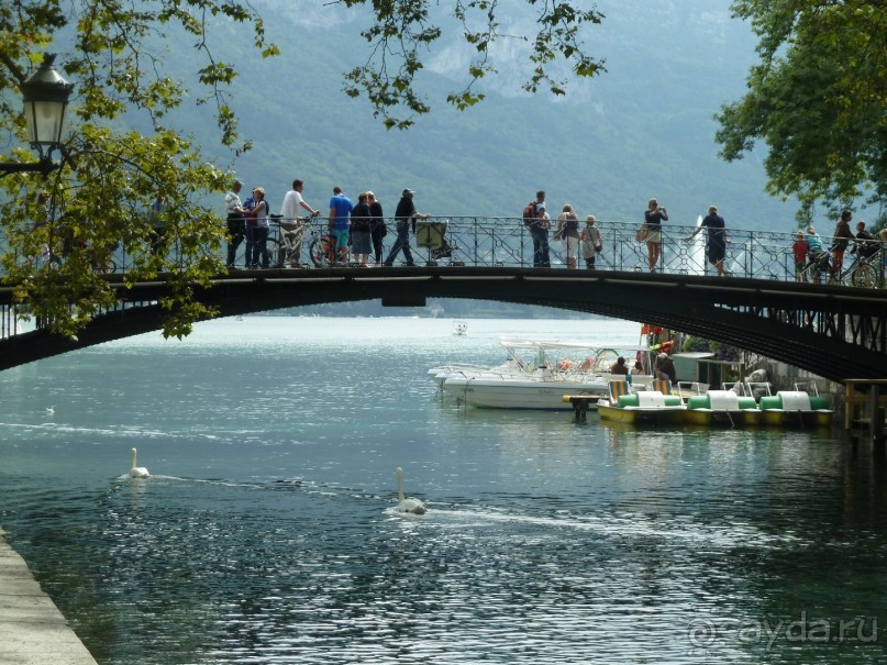 Анси.Современный средневековый курорт  для любознательных  романтиков. 