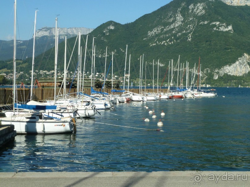 Анси.Современный средневековый курорт  для любознательных  романтиков. 