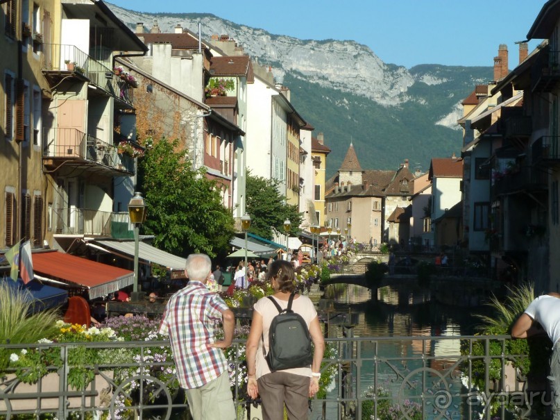 Анси.Современный средневековый курорт  для любознательных  романтиков. 