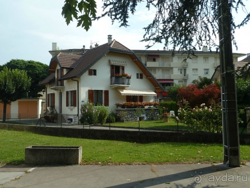 Анси.Современный средневековый курорт  для любознательных  романтиков. 