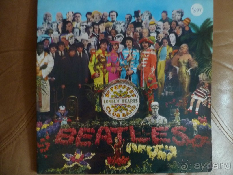 Петербургский стрит-арт. На улицах, во дворах и в музее.