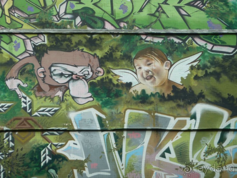 Петербургский стрит-арт. На улицах, во дворах и в музее.