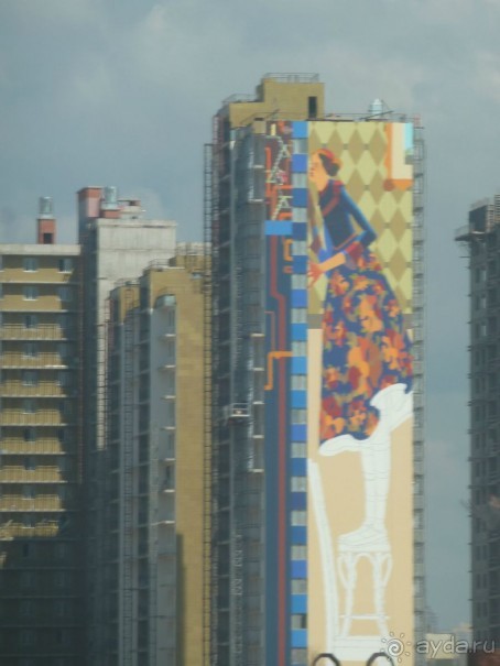 Петербургский стрит-арт. На улицах, во дворах и в музее.