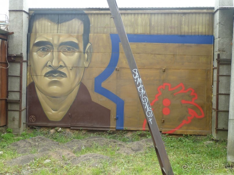 Петербургский стрит-арт. На улицах, во дворах и в музее.