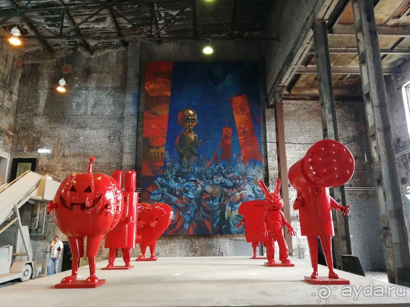 Петербургский стрит-арт. На улицах, во дворах и в музее.