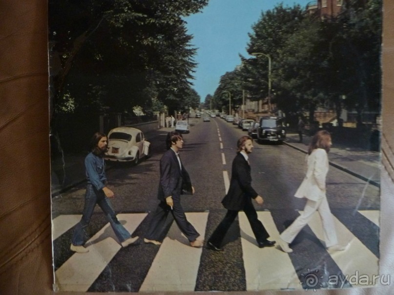 Петербургский стрит-арт. На улицах, во дворах и в музее.