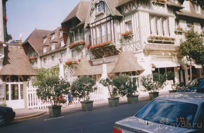 Автобусный тур по Нормандии и замкам в долине Луары