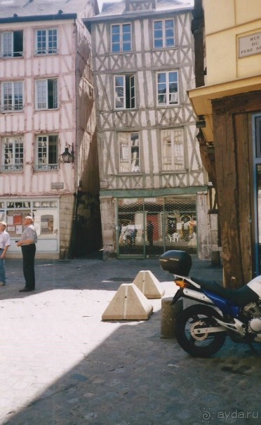 Автобусный тур по Нормандии и замкам в долине Луары