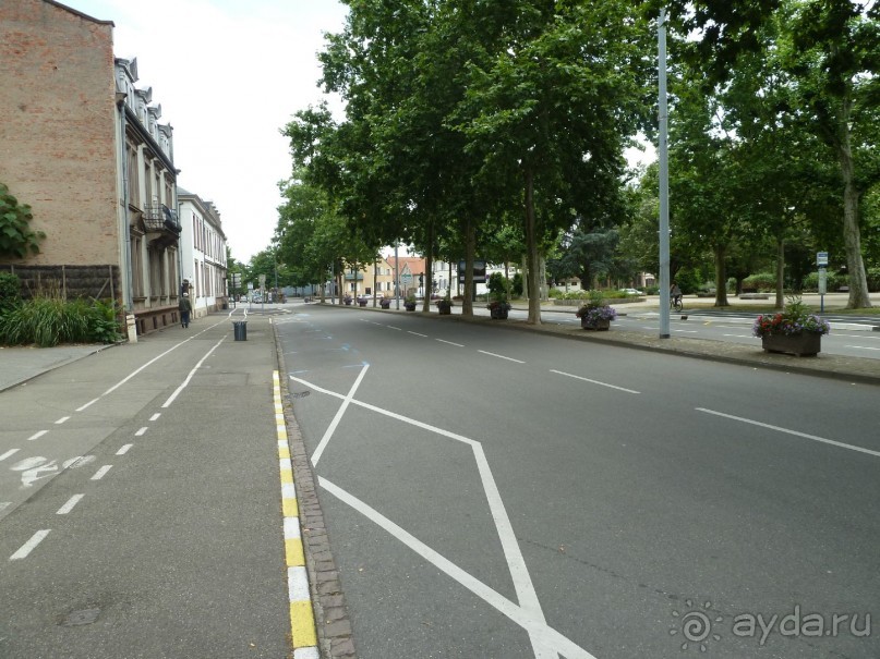 Эльзаские окрестности.Один город и один замок. Селеста и Верхний Кенигсбург. Эльзаские окрестности.Один город и один замок. Селеста и Верхний Кенигсбург.