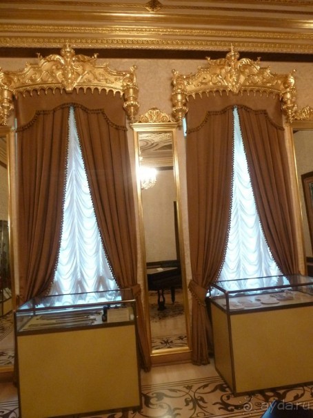 Шереметевский дворец и Музей музыкальных инструментов в Санкт-Петербурге.