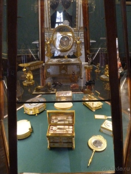 Шереметевский дворец и Музей музыкальных инструментов в Санкт-Петербурге.