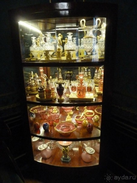 Шереметевский дворец и Музей музыкальных инструментов в Санкт-Петербурге.