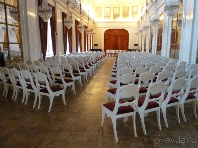 Шереметевский дворец и Музей музыкальных инструментов в Санкт-Петербурге.