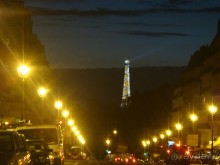 В Париж с рабочим визитом.