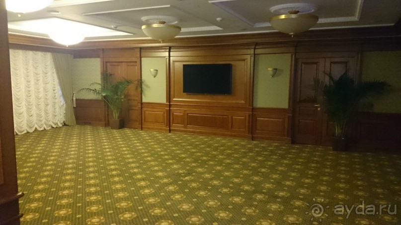 Лучший отель Санкт-Петербурга " Официальная гостиница Государственного Эрмитажа" - вполне доступен