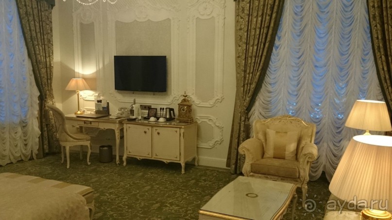 Лучший отель Санкт-Петербурга " Официальная гостиница Государственного Эрмитажа" - вполне доступен