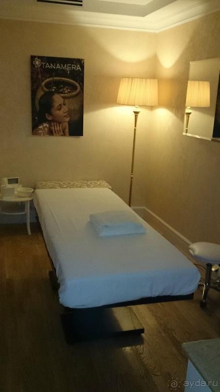 Лучший отель Санкт-Петербурга " Официальная гостиница Государственного Эрмитажа" - вполне доступен