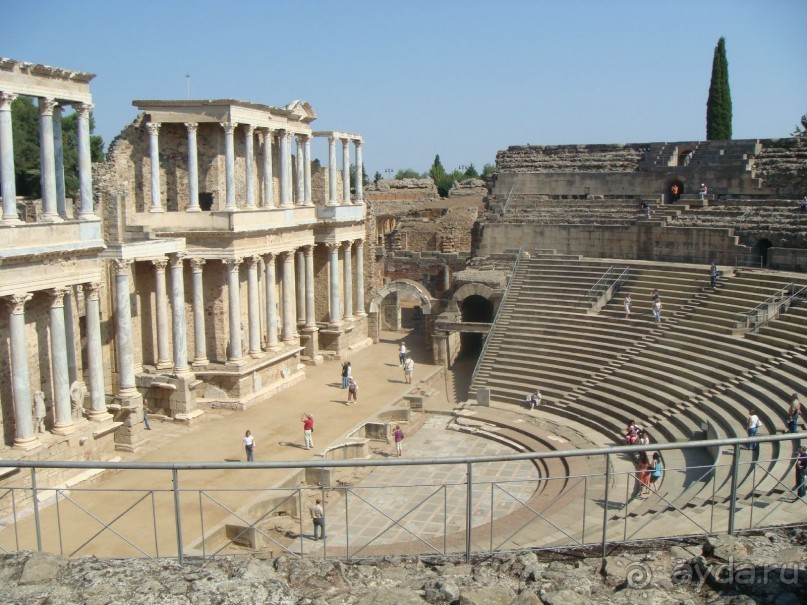 Автобусный тур по старой Испании и новой Португалии