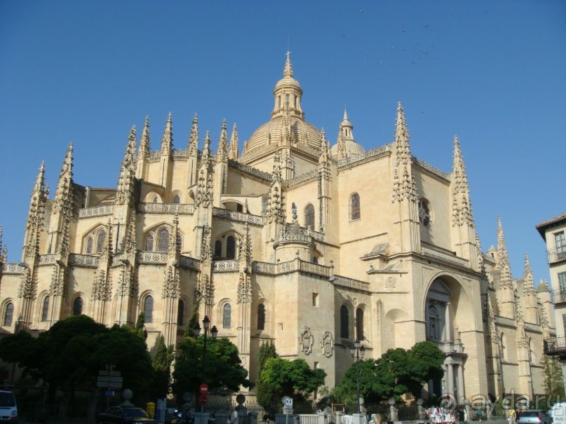 Автобусный тур по старой Испании и новой Португалии