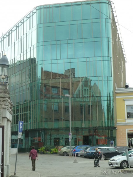 Прогулки по Старому/Новому Таллину и окрестностям.