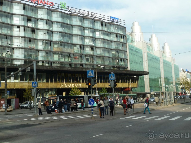 Прогулки по Старому/Новому Таллину и окрестностям.