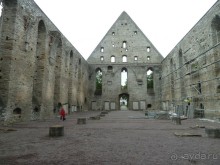 Прогулки по Старому/Новому Таллину и окрестностям.