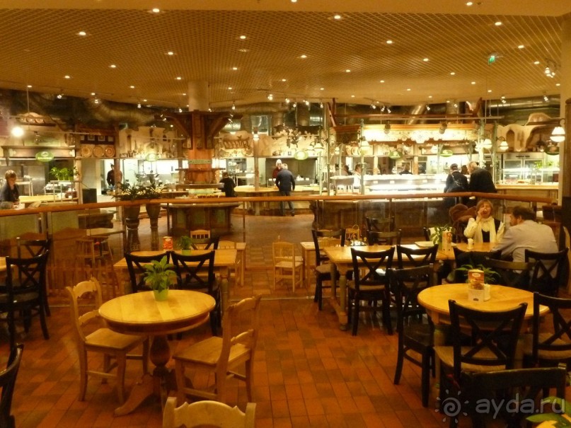 Прогулки по Старому/Новому Таллину и окрестностям.