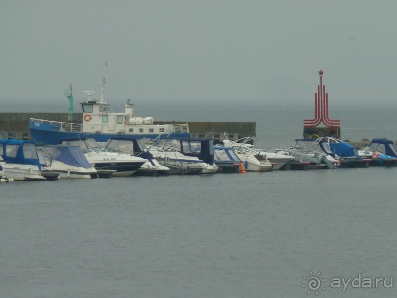 Прогулки по Старому/Новому Таллину и окрестностям.