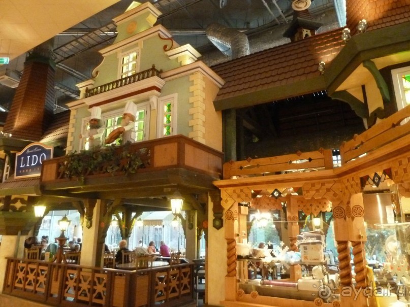 Прогулки по Старому/Новому Таллину и окрестностям.