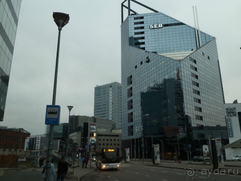 Прогулки по Старому/Новому Таллину и окрестностям.