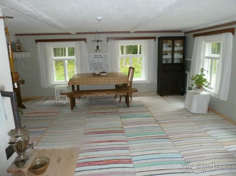 Прогулки по Старому/Новому Таллину и окрестностям.