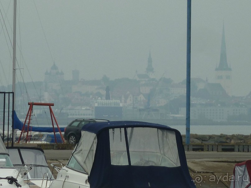 Прогулки по Старому/Новому Таллину и окрестностям.