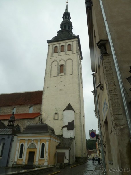 Прогулки по Старому/Новому Таллину и окрестностям.