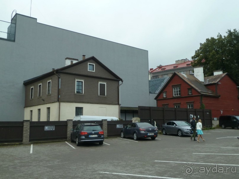 Прогулки по Старому/Новому Таллину и окрестностям.