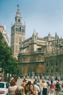 Автобусный тур по городам Испании и пляжный отдых в Салоу.