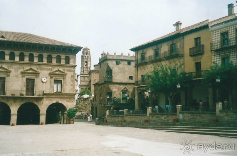 Автобусный тур по городам Испании и пляжный отдых в Салоу.