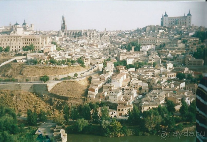 Автобусный тур по городам Испании и пляжный отдых в Салоу.