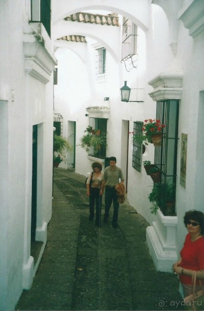 Автобусный тур по городам Испании и пляжный отдых в Салоу.