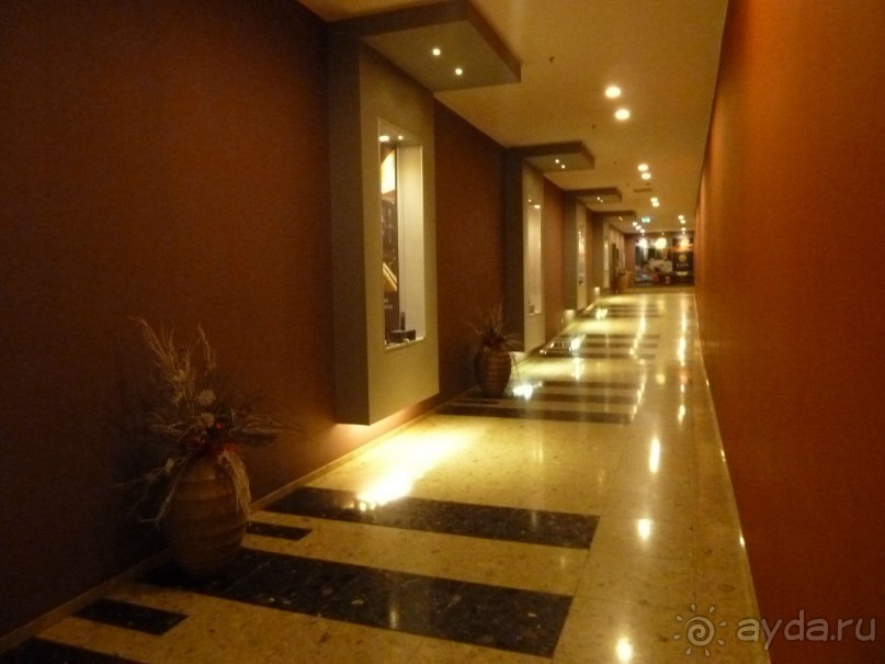 Отели в Прибалтике. Рига. Radisson Blu Hotel Latvija (ex Reval Hotel Latvija) 4*