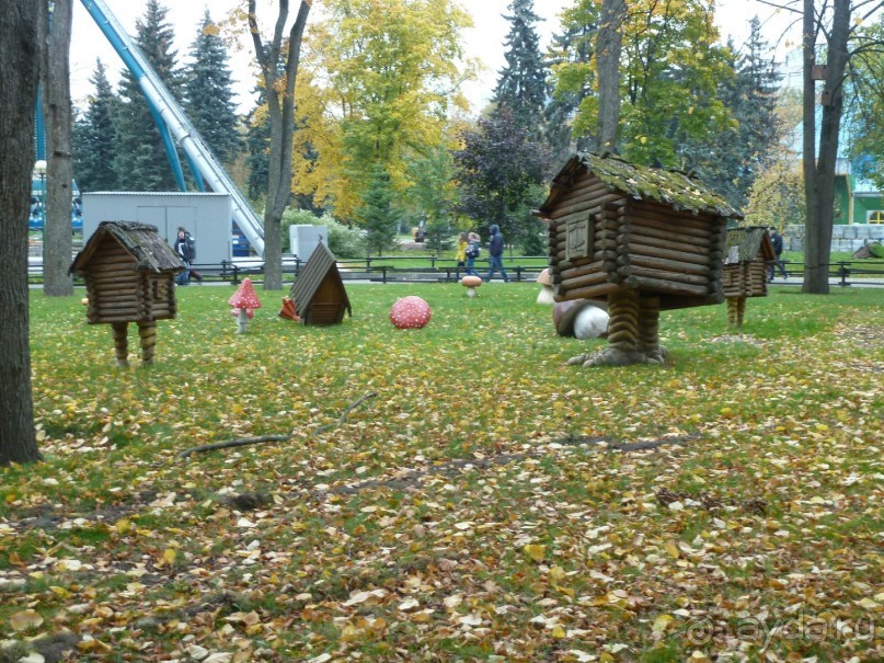 Крестовский остров в Санкт-Петербурге - отличное место для отдыха и прогулок круглый год.